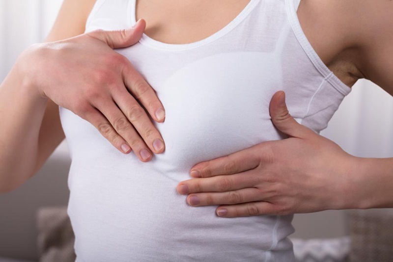 breast cancer diagnosis biopsy mammogram imaging