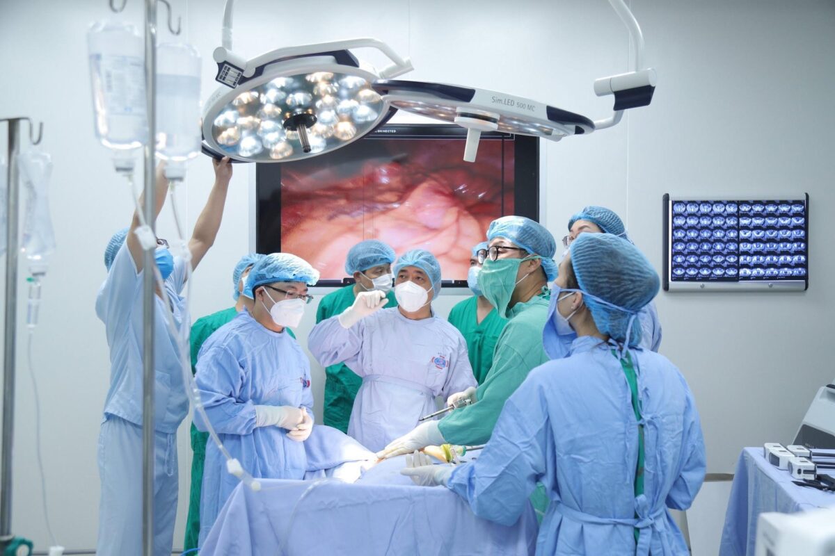 cancer clinical trials medical team advanced treatment research hospital