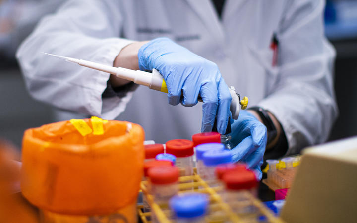 cancer clinical trials patient and oncologist reviewing trial options molecular profiling