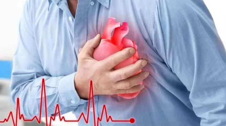 jaw pain heart attack warning sign referred pain women