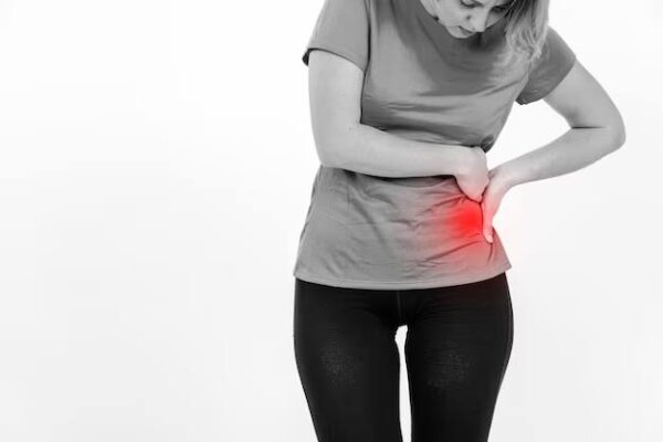 kidney cancer symptoms — patient with flank pain and blood in urine, the most common warning signs of renal cell carcinoma