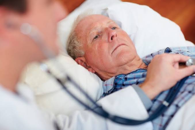 cardiovascular risk calculator older adults ASCVD 10-year risk score statin decision shared decision making