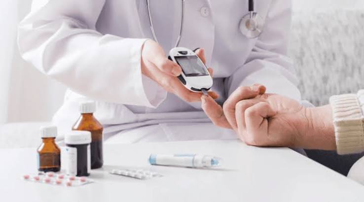 diabetes medication drug classes comparison — visual showing metformin, insulin, GLP-1, and SGLT2 medication categories