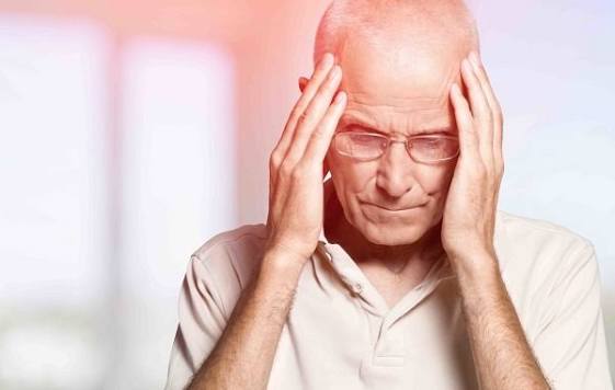 Diabetes stroke risk cerebrovascular disease hyperglycemia causing endothelial dysfunction and accelerated atherosclerosis