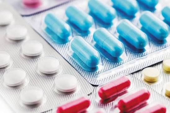 how to safely discontinue heart medication tapering physician guidance monitoring gradual dose reduction