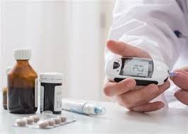 Stop diabetes medication suddenly risk — person holding diabetes medication bottle with warning symbol representing risks of abrupt discontinuation