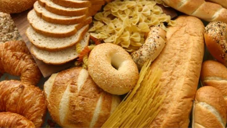 sugar carbs and diabetes risk — sugary foods and refined carbohydrates linked to insulin resistance