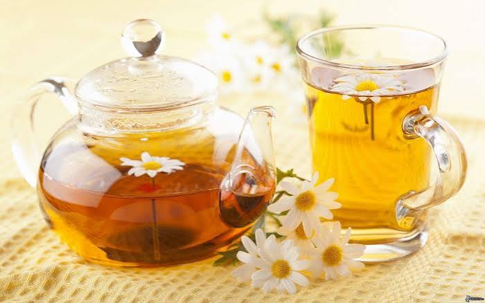 tea types cardiovascular comparison green black hibiscus herbal EGCG theaflavin L-theanine 3 to 5 cups daily heart health