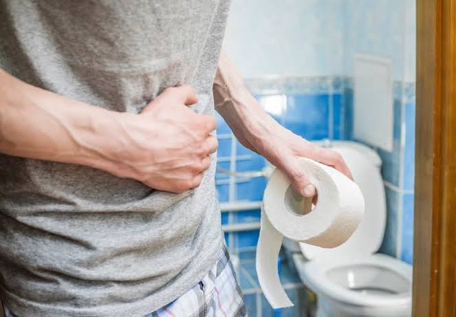 diarrhea-causes-and-when-it-may-be-serious-body — acute and chronic causes of diarrhea including infections, IBD, and C. difficile