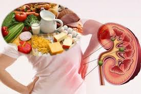 eating out with kidney disease — CKD patient reviewing a restaurant menu to find kidney-friendly options