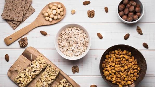high-fiber foods for better digestion berries kiwi banana pear apple psyllium husk digestion