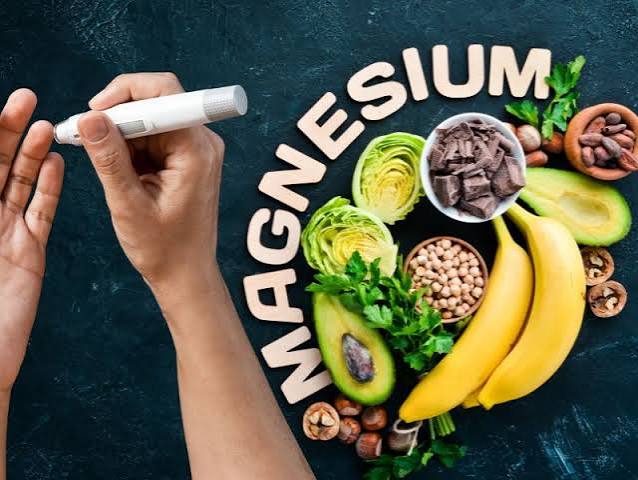 table showing magnesium-rich food sources with their magnesium content in milligrams per serving