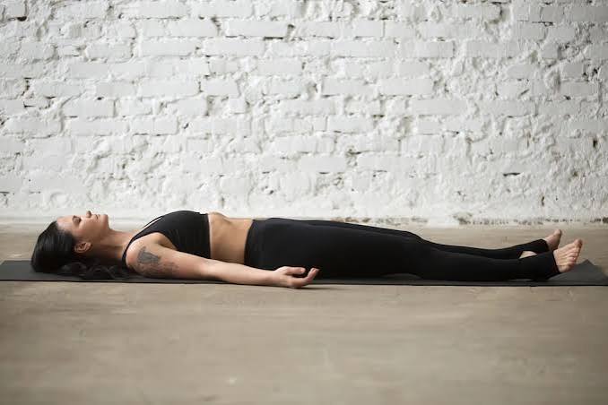 Pelvic floor exercises for urinary control — woman performing Kegel exercises to improve bladder control and prevent urinary incontinence