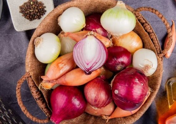 plant-based eating and kidney health — colorful fruits, vegetables, and legumes for CKD