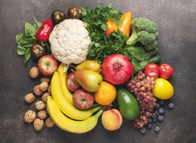 vegetables gut health cruciferous broccoli cabbage kale spinach leafy greens fibre polyphenols digestion