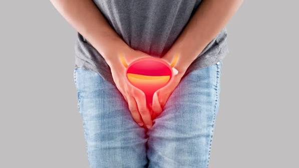 When bladder symptoms need evaluation — clinician consulting patient about urinary symptoms with decision framework for when to seek medical care